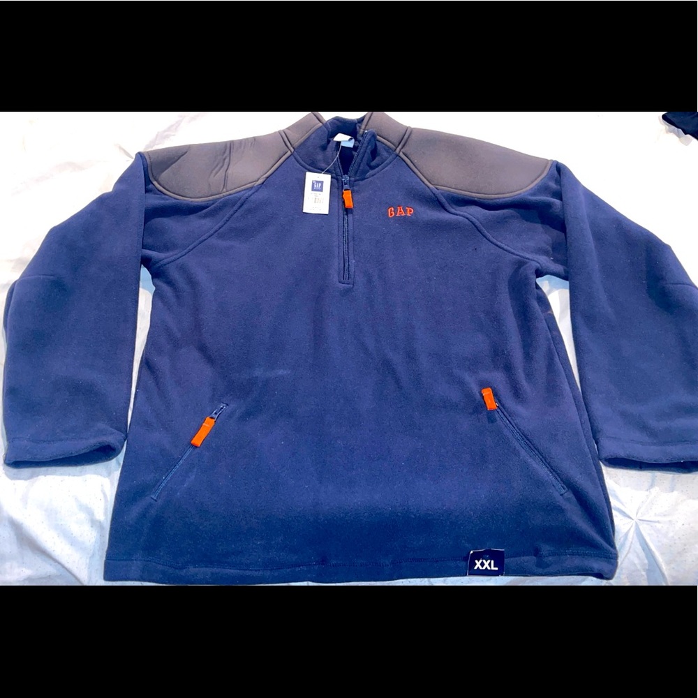 Brand new Boys blue sweater from Gap size Xxl 14-16